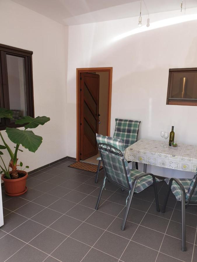 Apartamento Vito Starigrad Paklenica Exterior foto