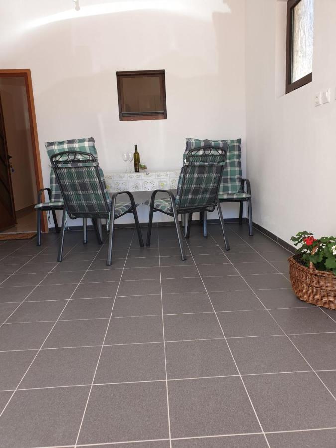 Apartamento Vito Starigrad Paklenica Exterior foto